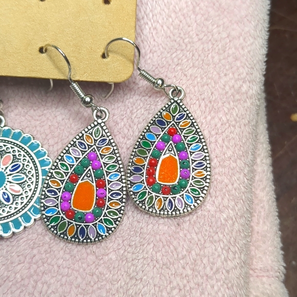NEW Bohemian Vintage dangle earring set - Picture 4 of 6